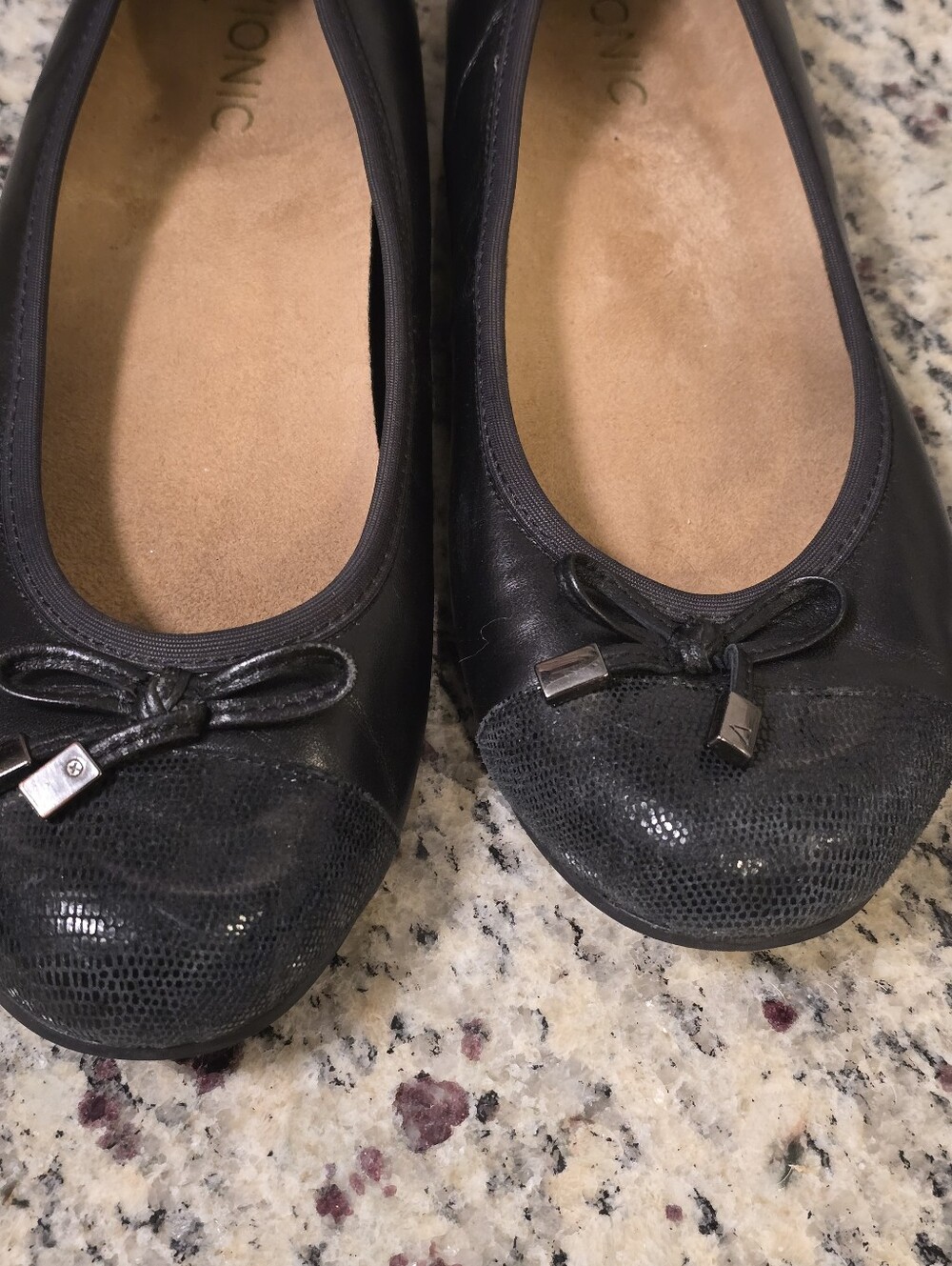 Vionic Minna Ballet Flats Women’s Size 8 Black Bow Comfort Shoes - Picture 8 of 9
